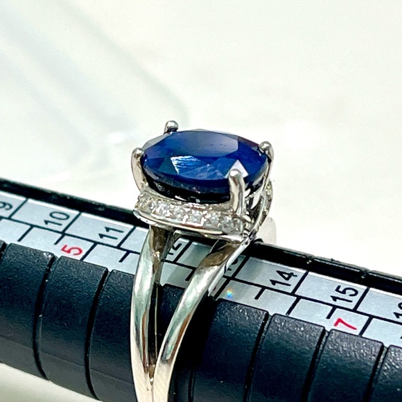 3ct Genuine Sapphire 14KGP Ring - Picture 2 of 5